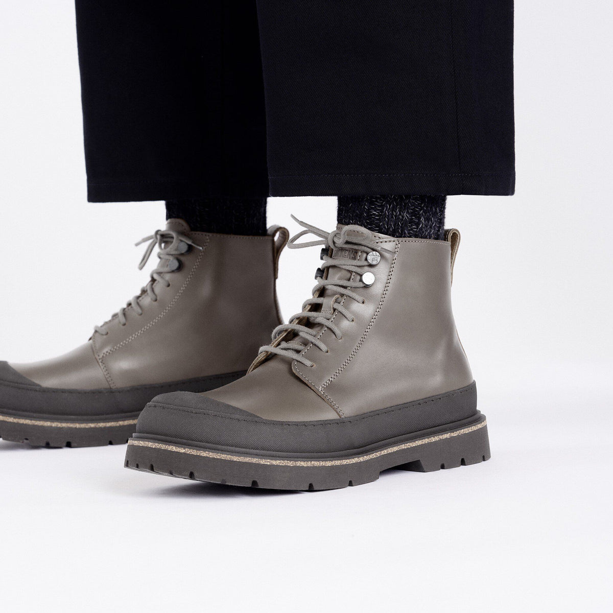 Prescott Lace Men Oiled Leather in Color Concrete Gray | Birkenstock