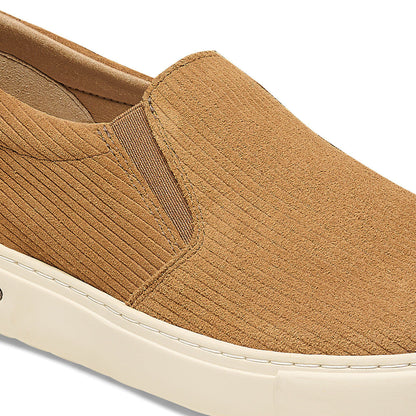Oswego Suede Leather in Color Cork Brown | Birkenstock