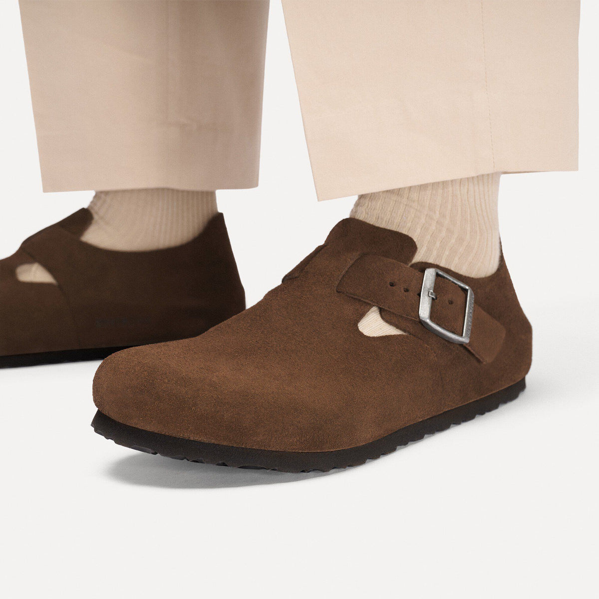 London Suede Leather in Color Carafe | Birkenstock