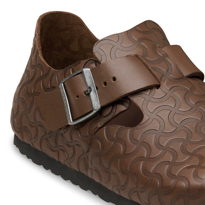 London Embossed Leather in Color Carafe | Birkenstock