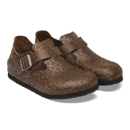 London Embossed Leather in Color Carafe | Birkenstock