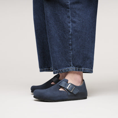 London Mixed Leather in Color New Navy | Birkenstock