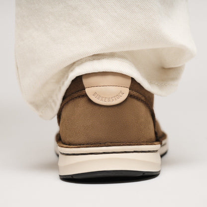 Pasadena Suede Leather in Color Dark Tea | Birkenstock