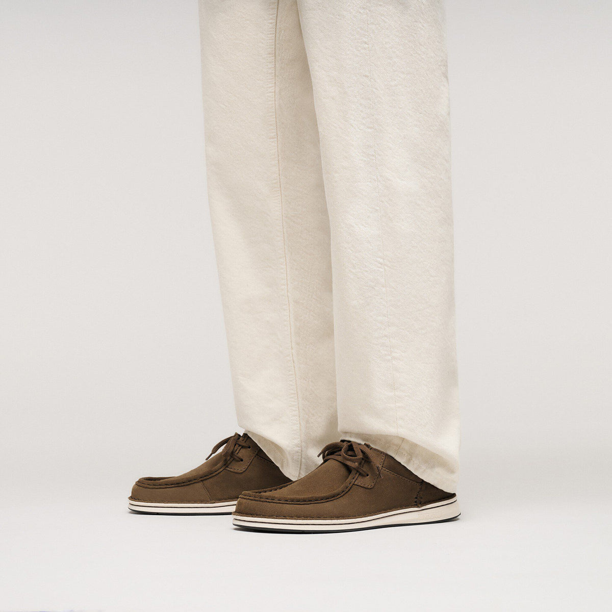 Pasadena Suede Leather in Color Dark Tea | Birkenstock