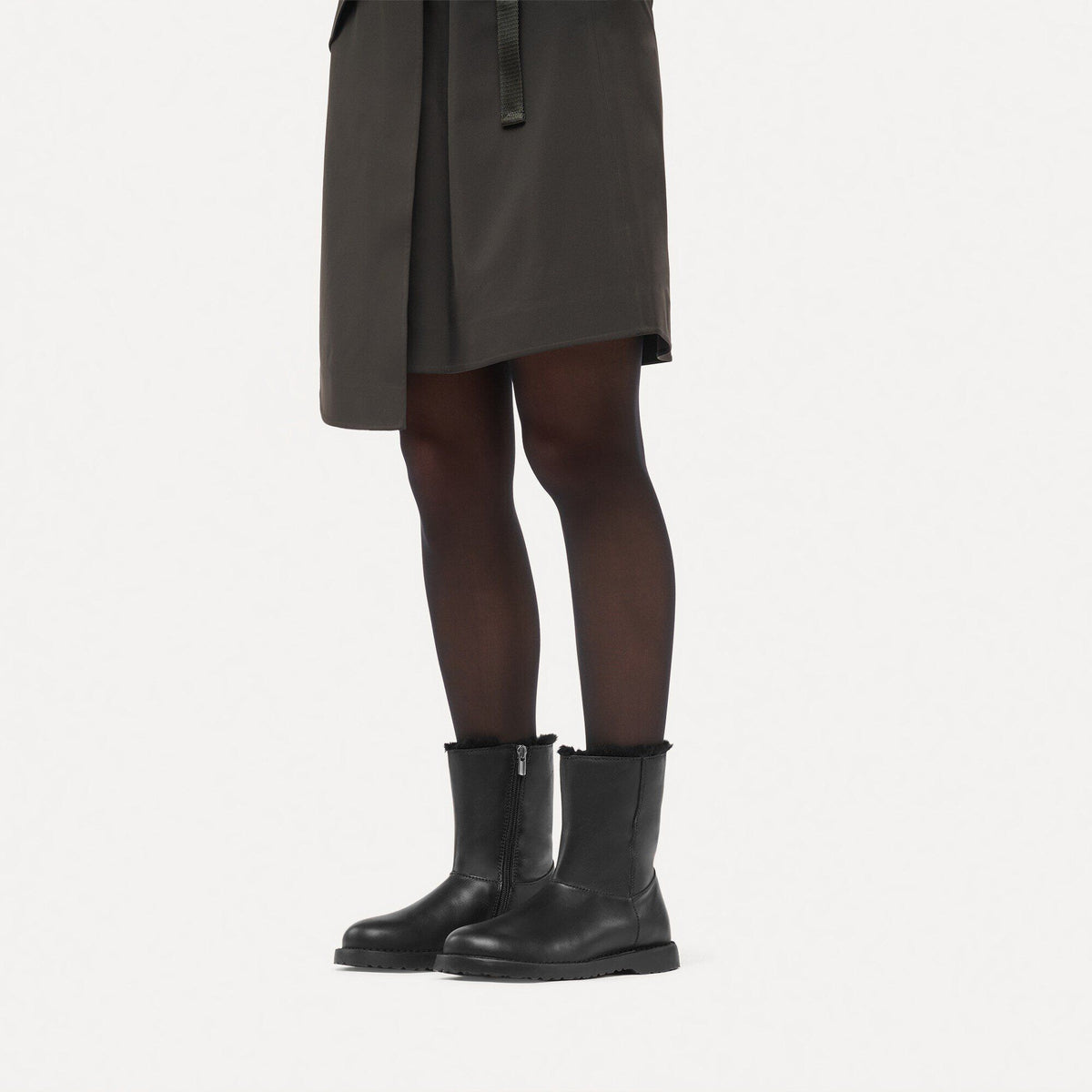 Uppsala Zip Shearling Leather in Color Black | Birkenstock