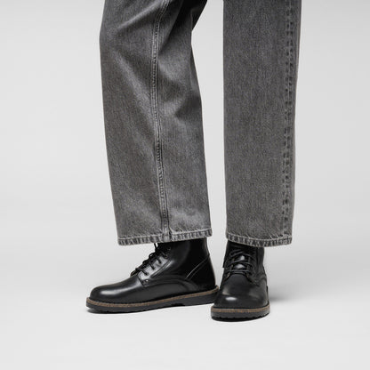 Bryson Leather in Color Black | Birkenstock