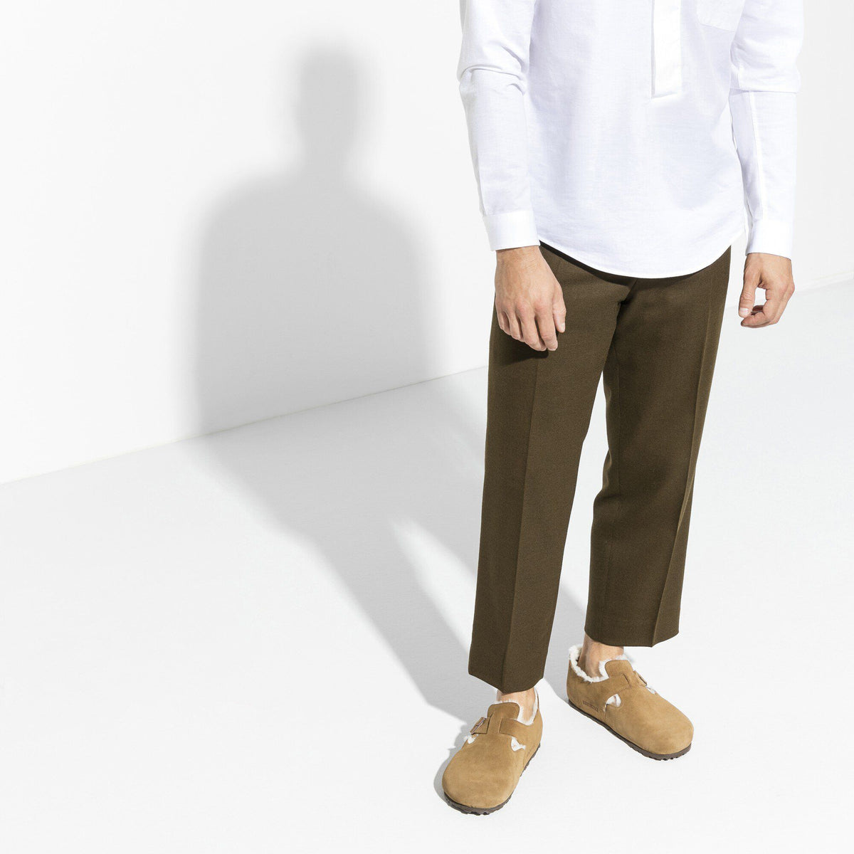 London Shearling Suede Leather in Color Dark Tea | Birkenstock