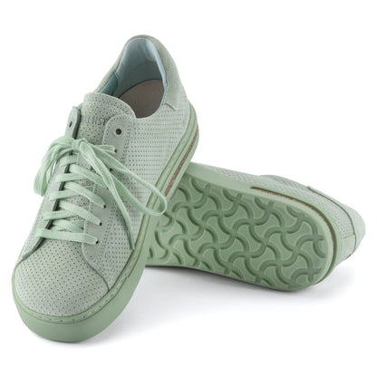 Bend Low Suede Embossed in Color Matcha | Birkenstock