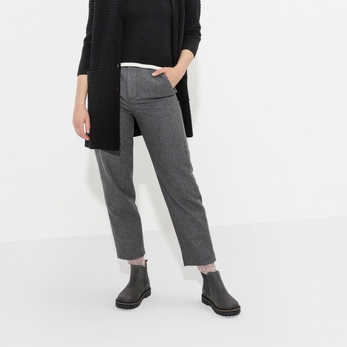 Stalon Nubuck Leather in Color Graphite | Birkenstock