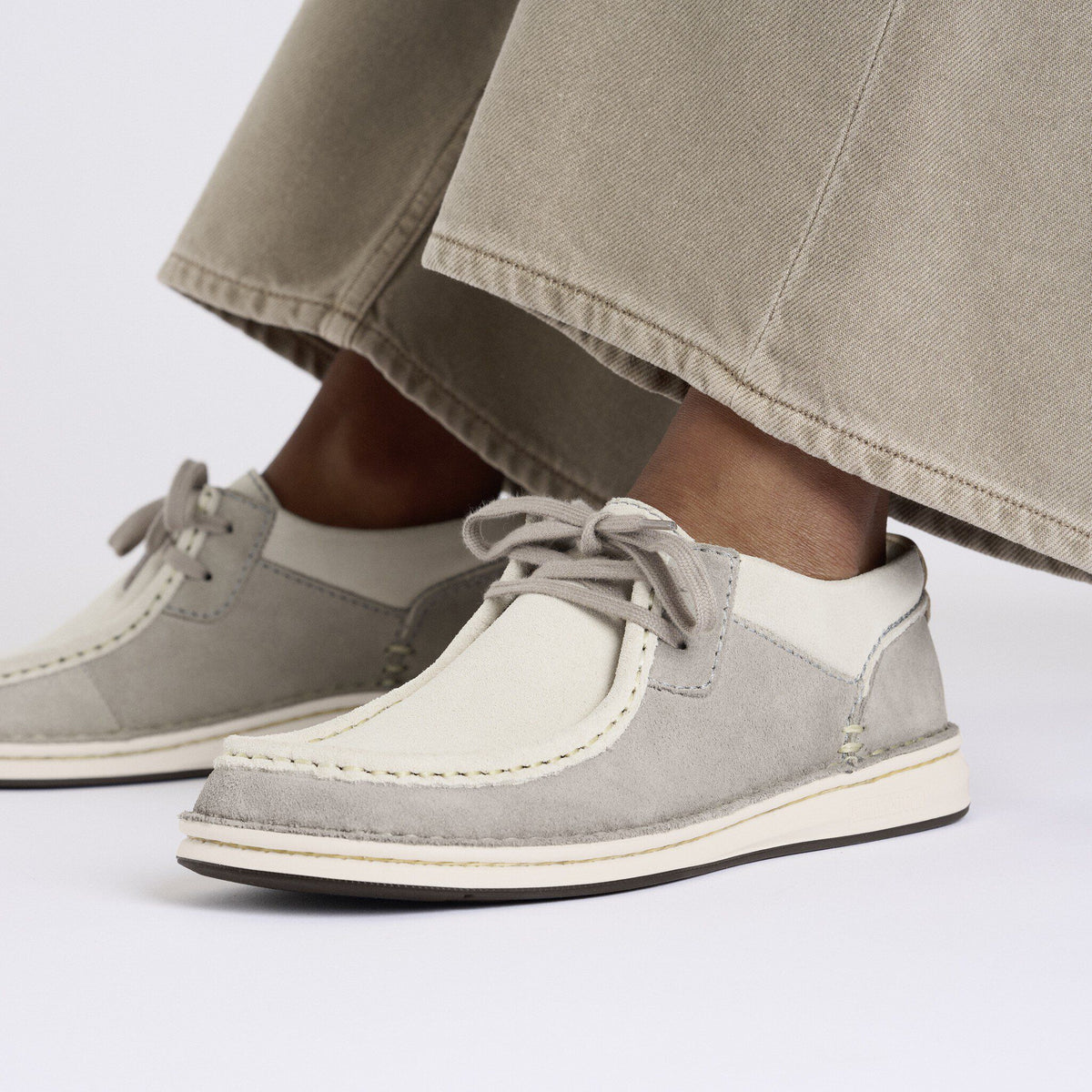 Pasadena Suede Leather in Color Stone Coin/White | Birkenstock