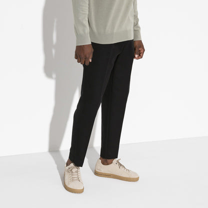 Bend Low Suede Leather in Color Sandcastle | Birkenstock