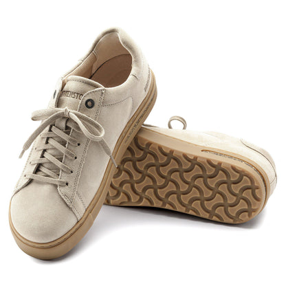 Bend Low Suede Leather in Color Sandcastle | Birkenstock
