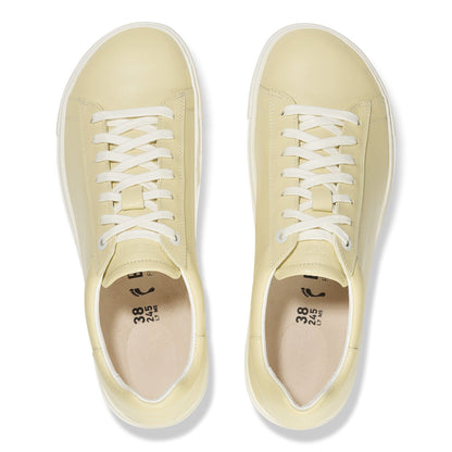 Bend Low Leather in Color Butter | Birkenstock