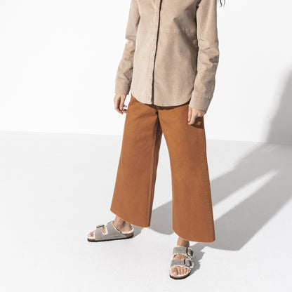Arizona Shearling Suede Leather in Color Stone Coin | Birkenstock