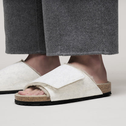 Solana Shearling Felt in Color Oyster | Birkenstock