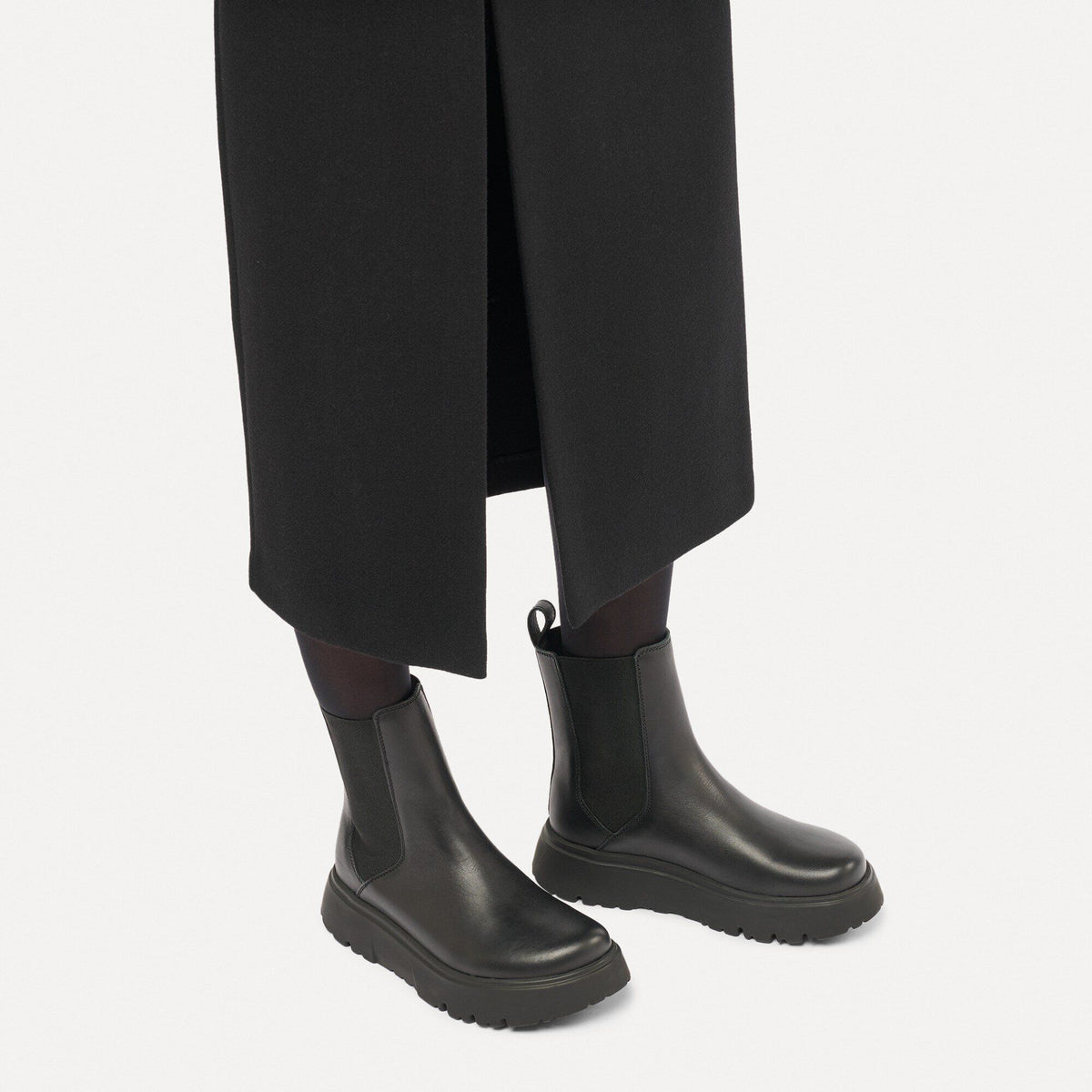 Theda Chelsea Leather in Color Black | Birkenstock