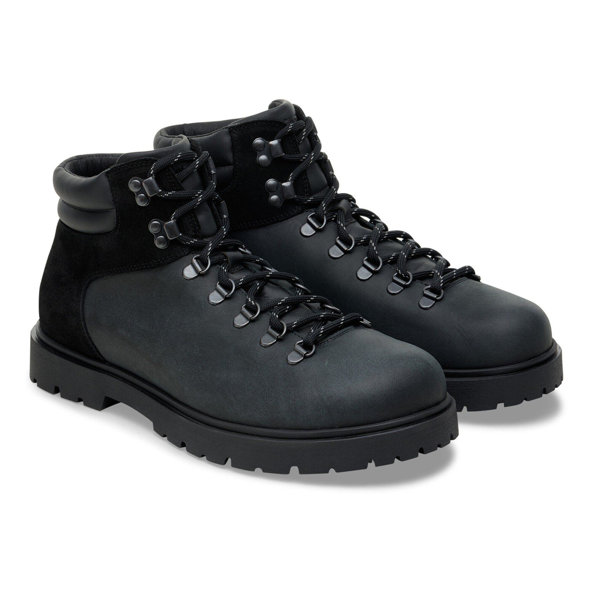 Jackson Nubuck-Suede Leather in Color Black | Birkenstock