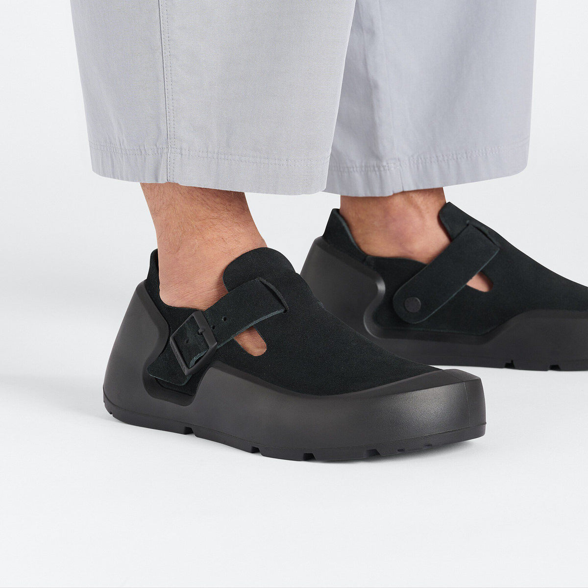 Reykjavik Nubuck Leather in Color Black | Birkenstock