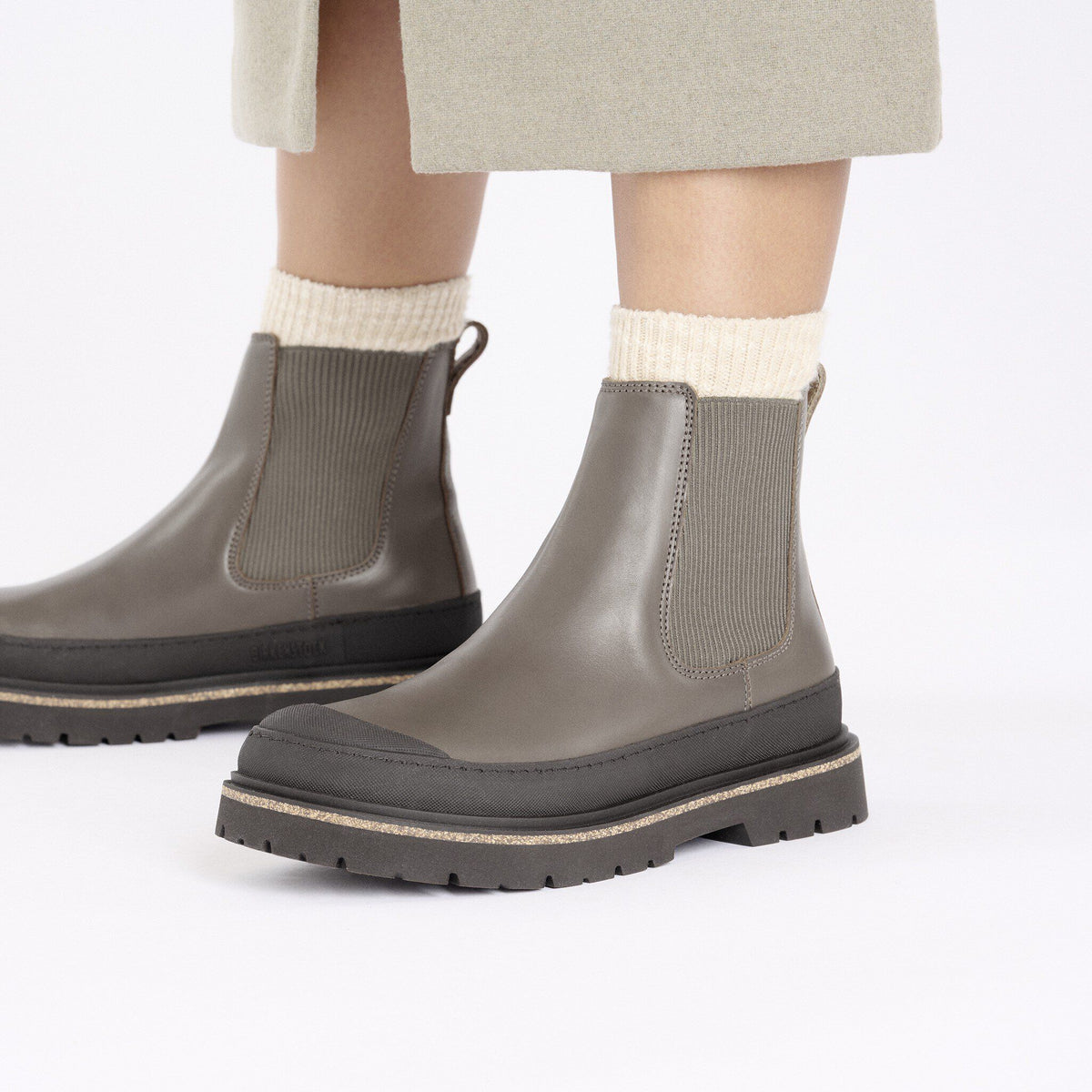 Prescott Slip On Women Oiled Leather in Color Concrete Gray | Birkenstock