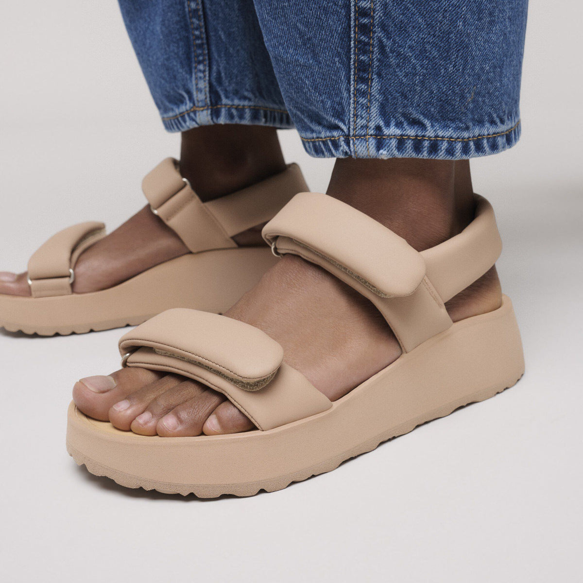 Theda Leather in Color Nougat | Birkenstock