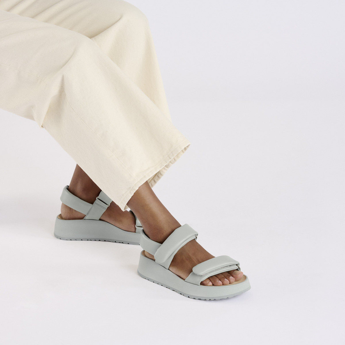 Theda Leather in Color Pure Sage | Birkenstock