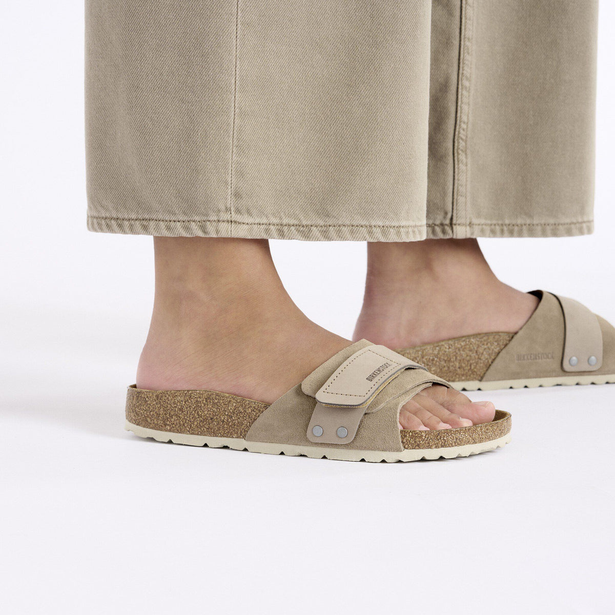 Oita Suede Leather in Color Taupe | Birkenstock