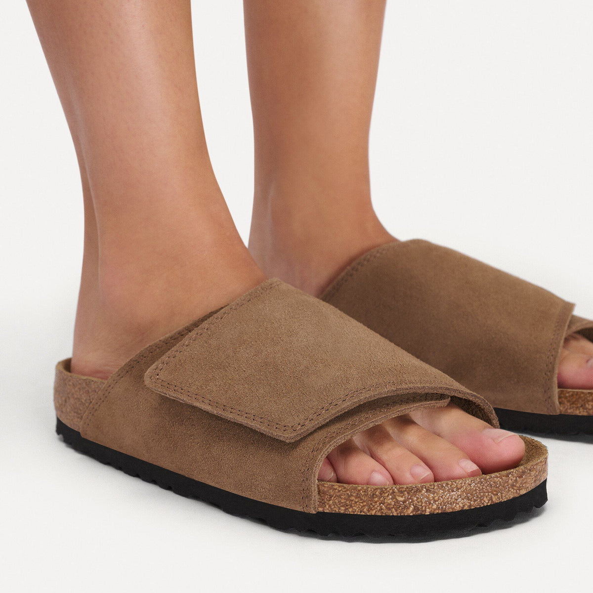 Solana Suede Leather in Color Dark Tea | Birkenstock