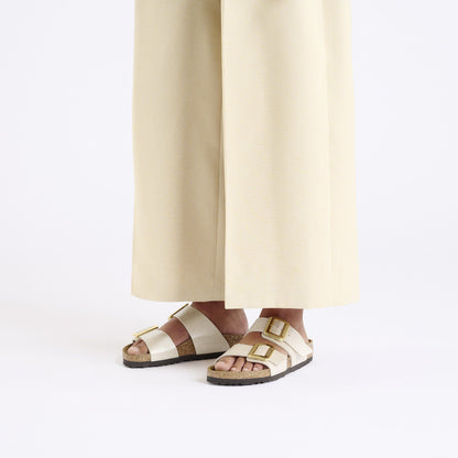 Sydney Luxe Buckle Birko-Flor in Color Graceful Pearl White | Birkenstock