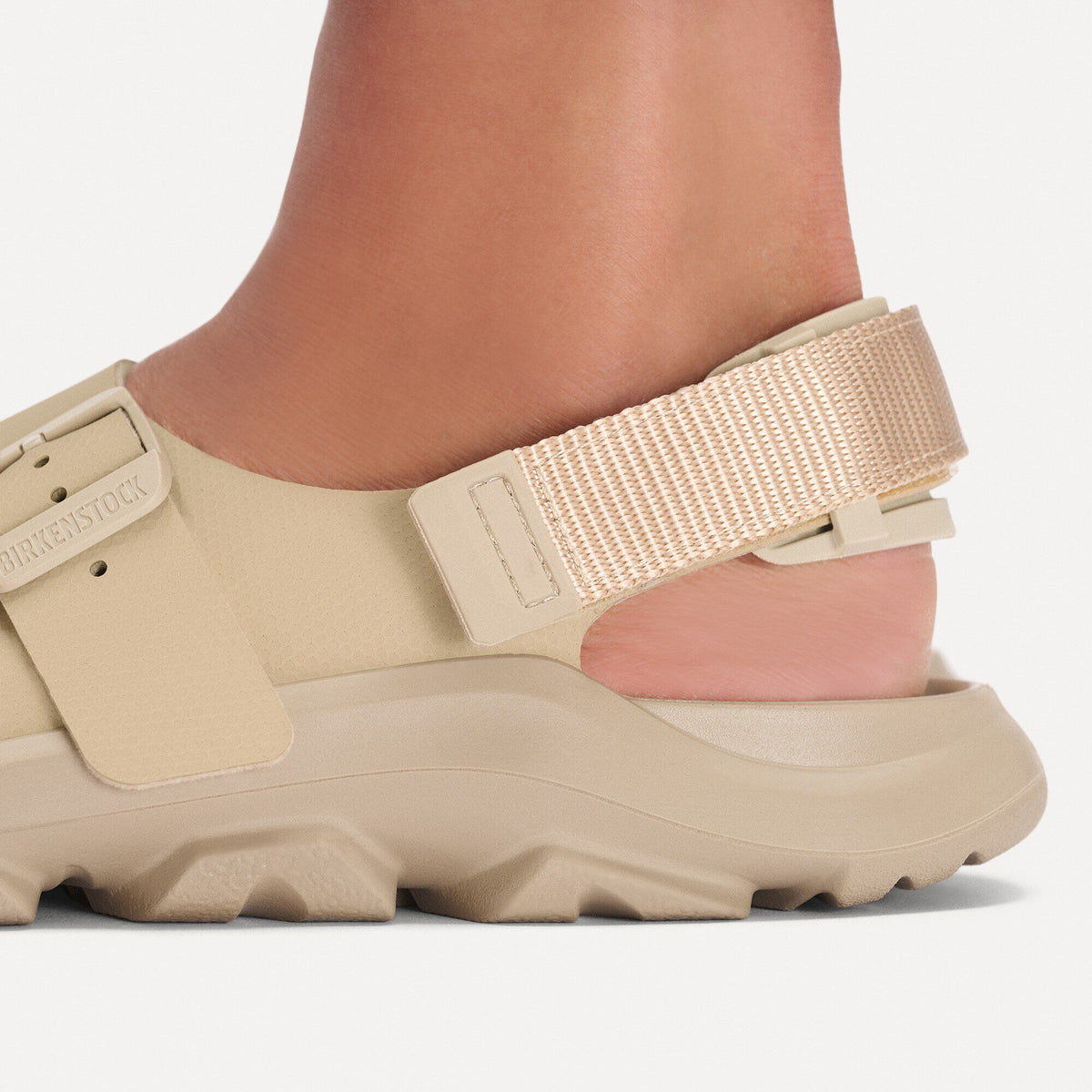 Mogami Tech Loop Birko-Flor in Color Apex Sandcastle | Birkenstock