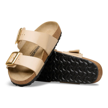 Sydney Luxe Buckle Birko-Flor Patent in Color Patent Sand | Birkenstock