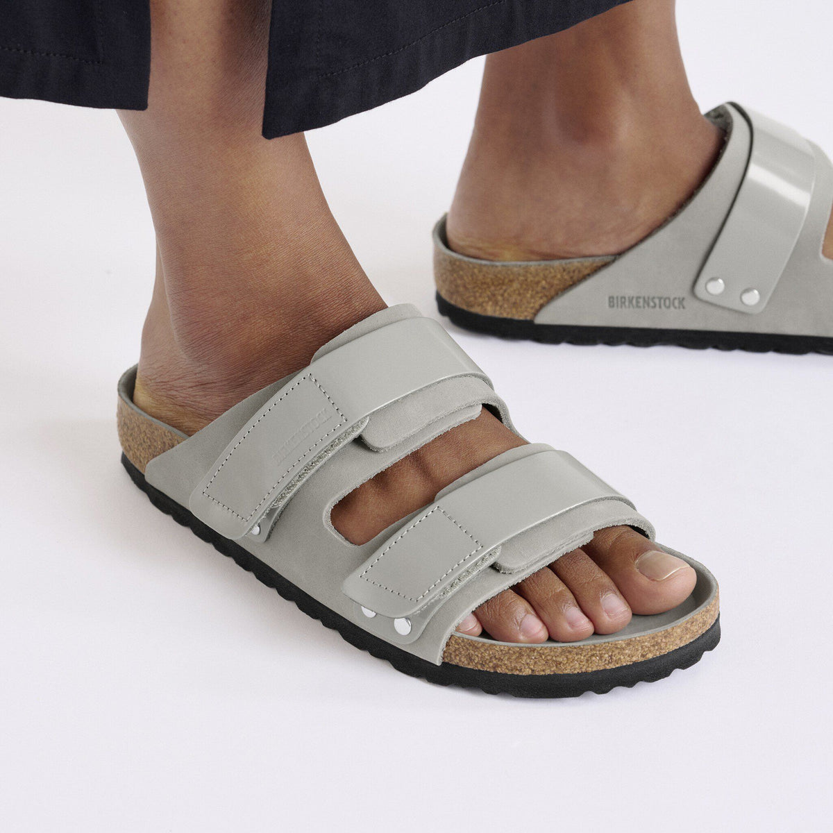 Uji Nubuck Leather in Color High Shine Stone Coin | Birkenstock