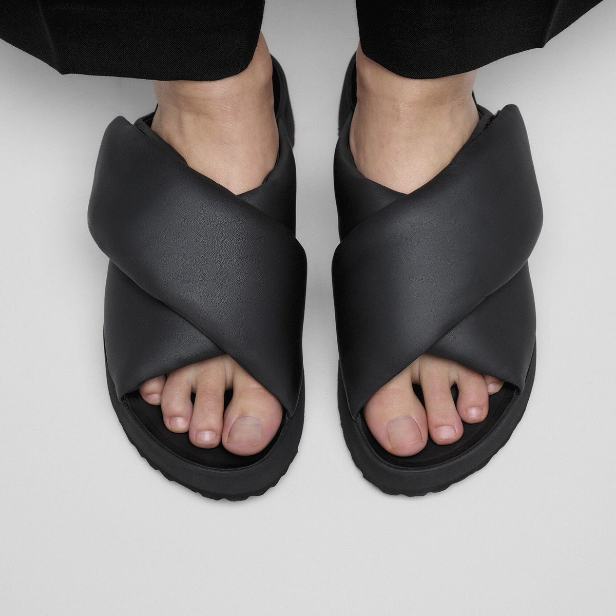 Theda Cross Strap Leather in Color Black | Birkenstock