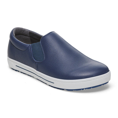 QO 400 Leather in Color Navy | Birkenstock
