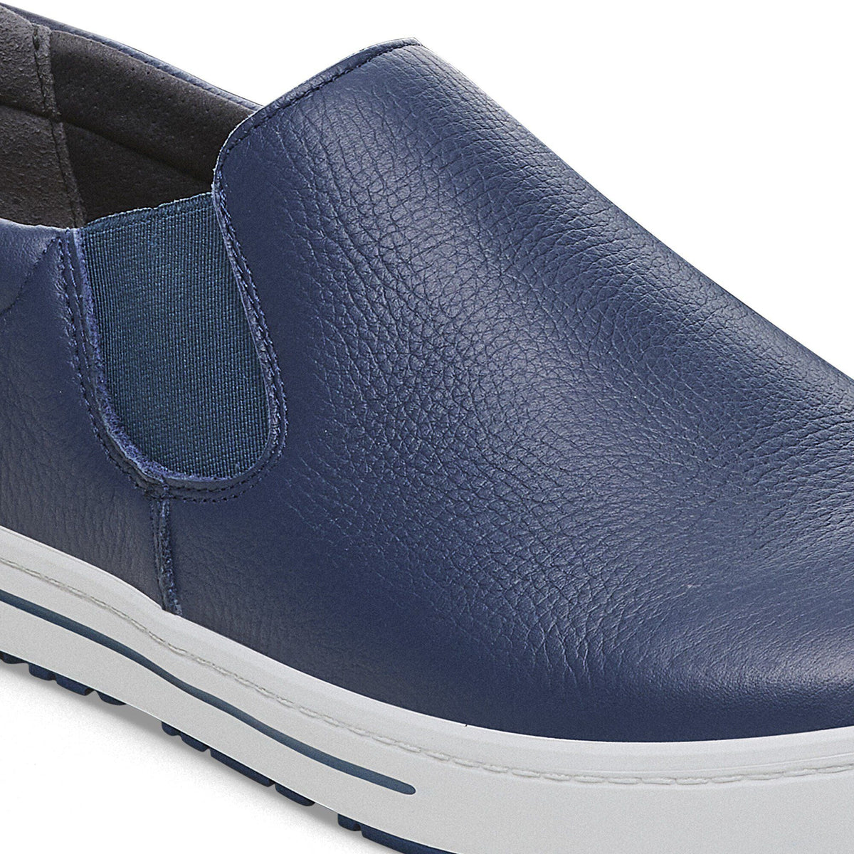 QO 400 Leather in Color Navy | Birkenstock