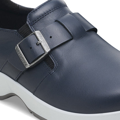 Caris Pro Leather in Color Navy | Birkenstock