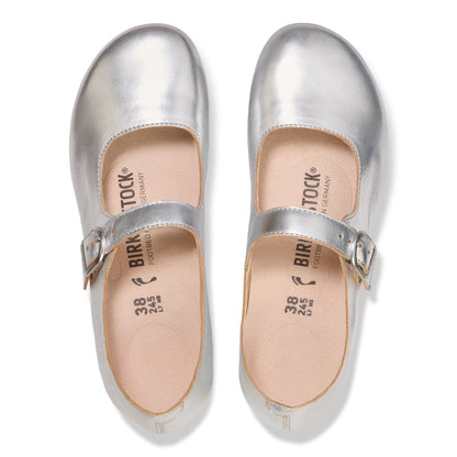 Santa Clarita Leather in Color Silver | Birkenstock