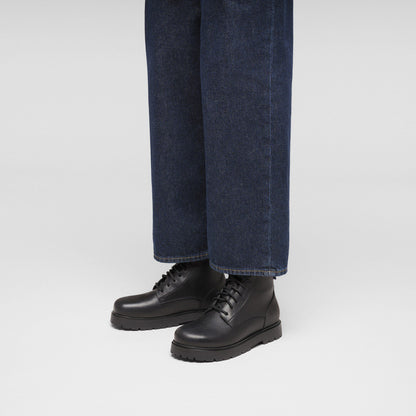 Highwood Mid Waterproof Leather in Color Black | Birkenstock