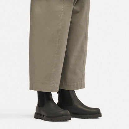 Highwood Oiled Leather in Color Black | Birkenstock