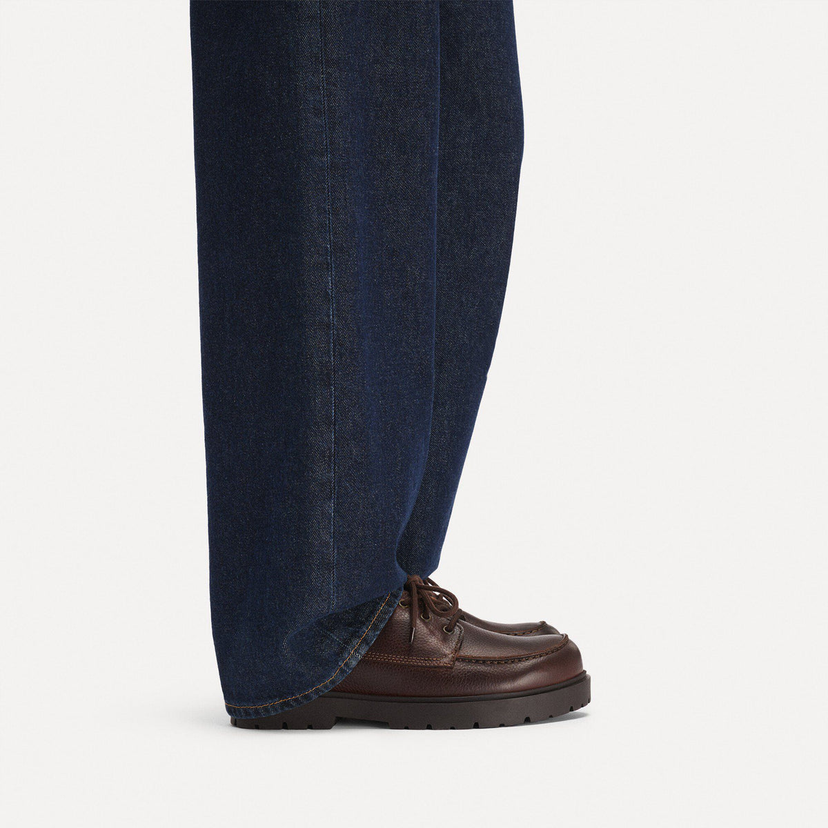 Highwood Moc Lace Leather in Color Chocolate | Birkenstock