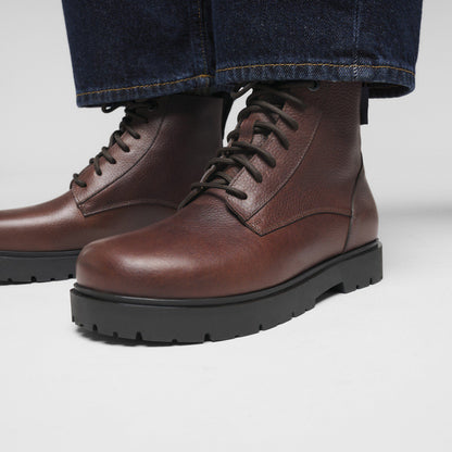 Highwood Mid Waterproof Leather in Color Chocolate | Birkenstock