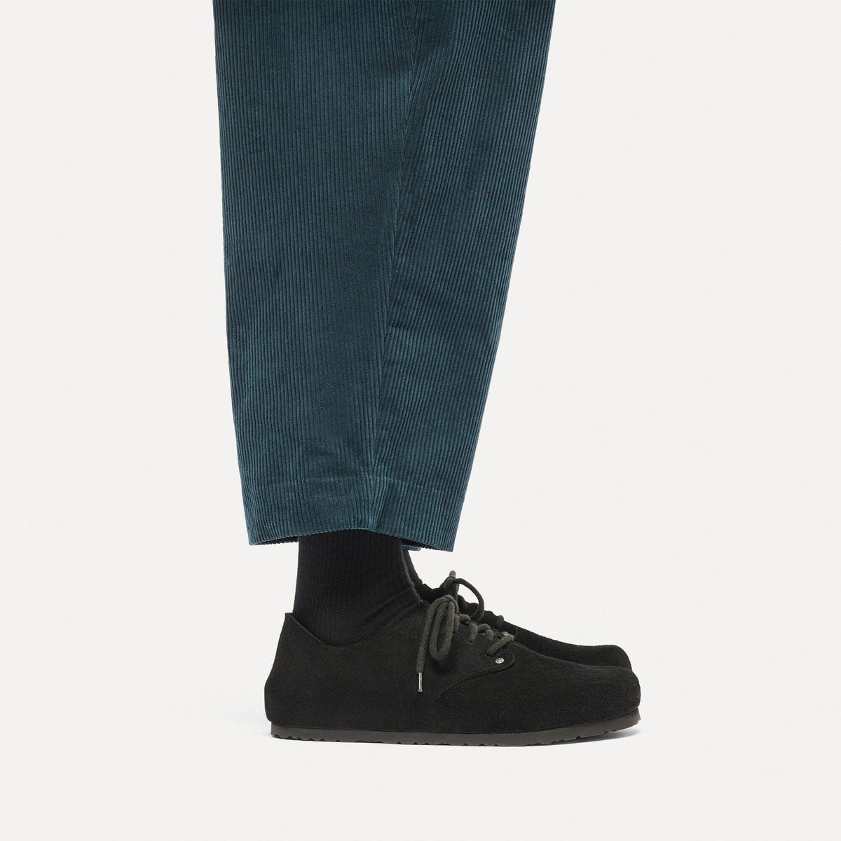 Maine Suede Leather in Color Black | Birkenstock